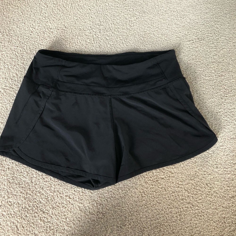 Lululemon run times short 6